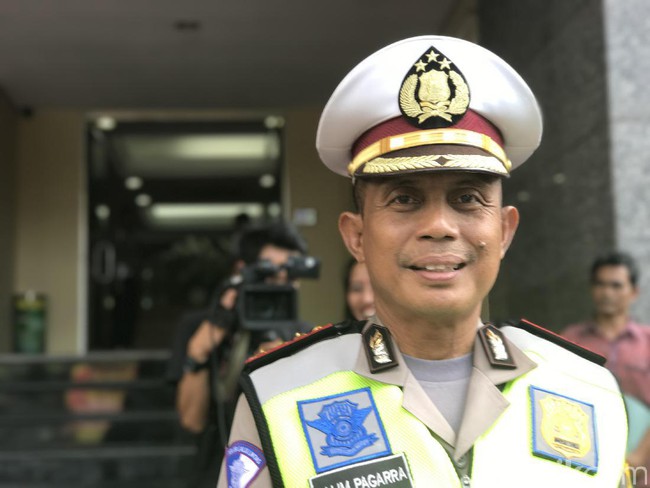 Polri Tegaskan Pengendara yang Merokok dan Dengar Musik Tak Ditilang