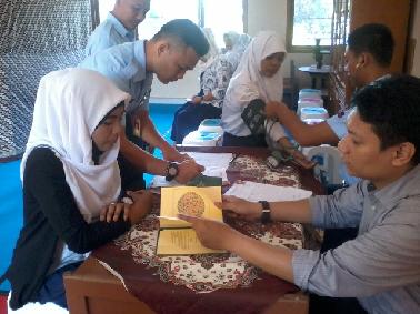 155 Calon Murid SMKF Ikasari Pekanbaru Tes Kesehatan