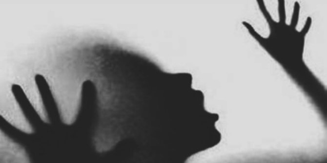 Kejam ! Dibekap di kamar, wanita muda diperkosa