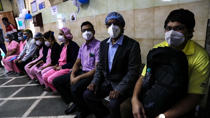 Duh! Corona Ngamuk Lagi di India, Kasus Baru 'Meledak' Cetak Rekor