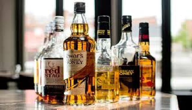 Pemko Pekanbaru dinilai lemah atasi peredaran minuman beralkohol di karoke keluarga