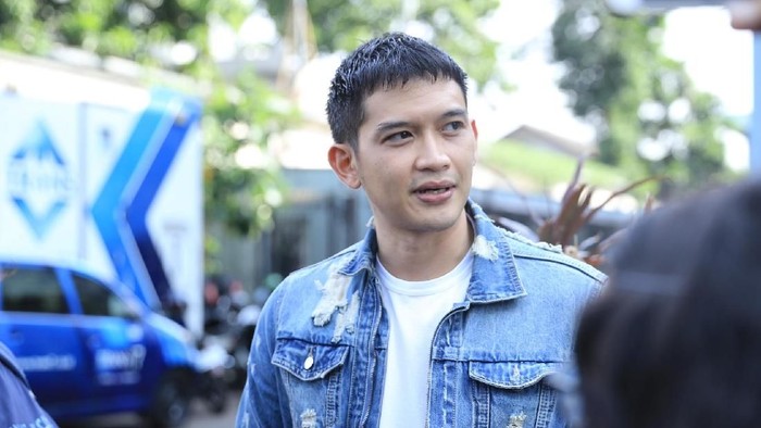 Awal Perkenalan W dan Rezky Aditya hingga Dituduh Punya Anak di Luar Nikah