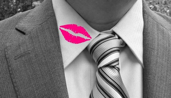 Ada Aplikasi Ini di Smartphone Pasangan? Awas Ia Selingkuh