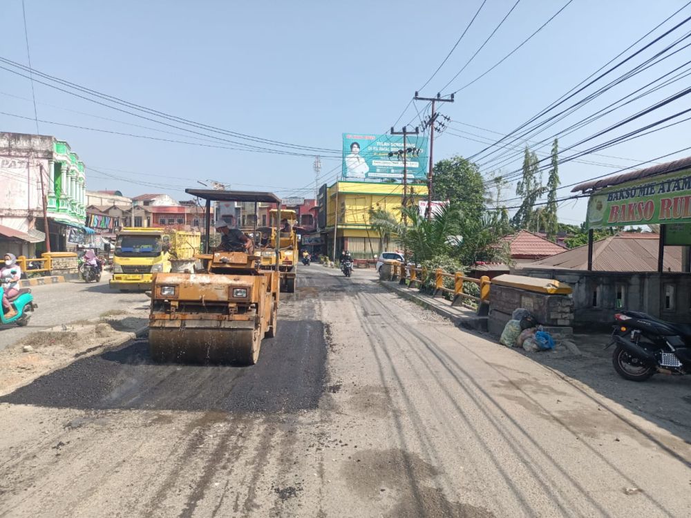 Jelang Hari Raya Idul Fitri 2023, Perbaikan Jalan Terus Digesa