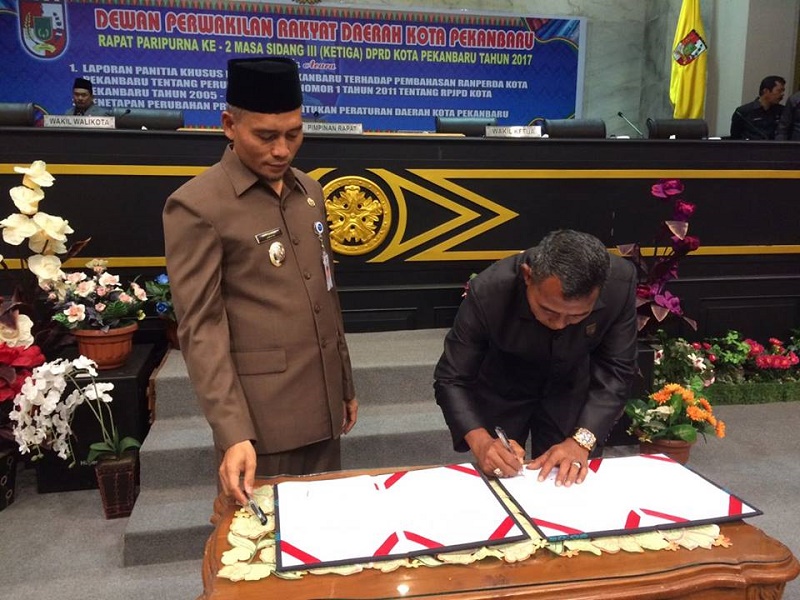 Nama Telkom & PLN disinggung DPRD di Ranperda CSR, Sigit: Kantor di Pekanbaru Bantuan Ketempat Lain