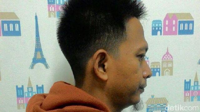 Keterlaluan, AP Jual Istri dan Rekam Adegan Hubungan Badan untuk Promosi