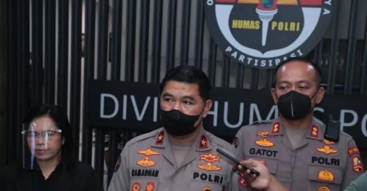 Bikin Bingung, Polri Bakal Ubah Warna Seragam Satpam Jadi Krem