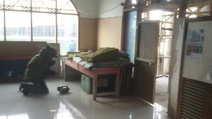 Anggota Gegana Teriak, 