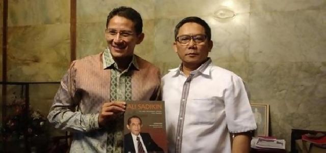 Boy Hengkang dari PDIP, Gerindra Untung