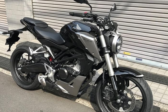 Gagahnya Honda CB125R, Mesin Kecil tapi Berdesain Mirip Moge