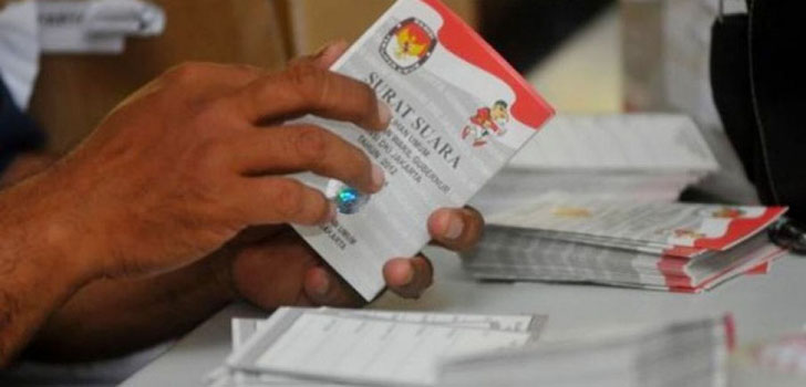 Suami Istri Nyaleg, Ayah dan Anak Tarung di Dapil yang Sama