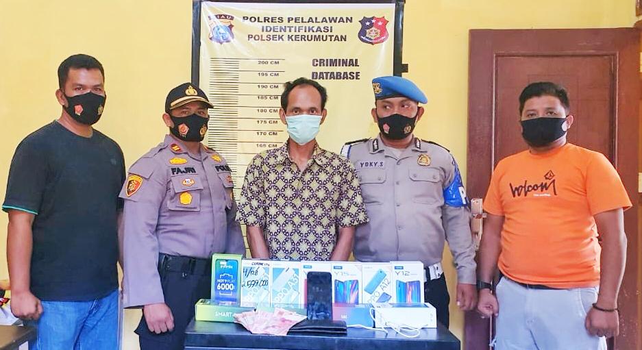 Tukang Pandai Besi Bobol Konter HP