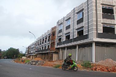 Pilot Project 2014 di Pekanbaru, Ruko Dilarang Cor Parit Jalan