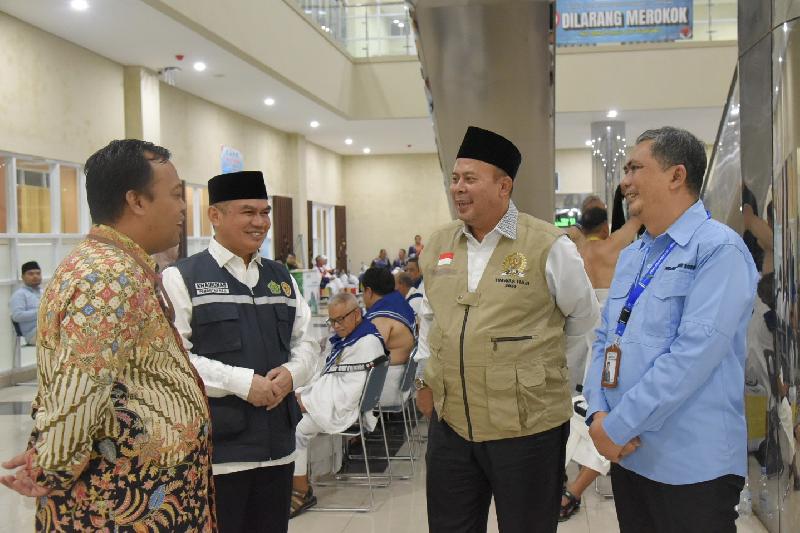 Waka DPR Cucun Ingatkan Petugas Haji: Jangan Ada Jemaah Terlantar!