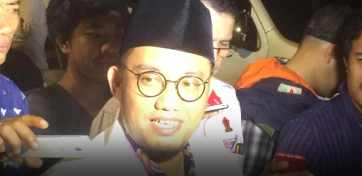 Peringatkan Bahaya PKI, Kubu Jokowi Jangan Baper!