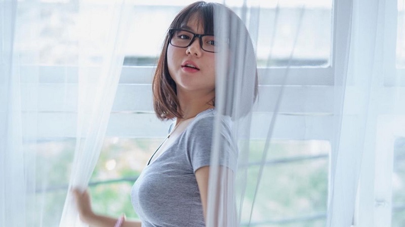 Potret Sarah Viloid, Gamer yang Viral Usai Video Syur Miripnya Tersebar