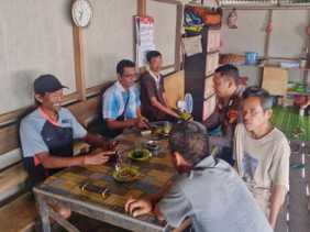 Bripka Eko Sosialisasikan Cooling System Pilkada 2024 di Kelurahan Sungai Piring