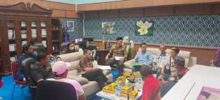 Pedagang Wisata Kuliner Taman Cut Nyak Dien Pekanbaru Keluhkan Intimidasi, Agung Nugroho Janji Tindak Lanjuti