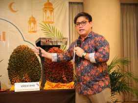 Topaz, Bibit Unggul Andalan Petani Kelapa Sawit dari Asian Agri yang Tahan Penyakit Ganoderma