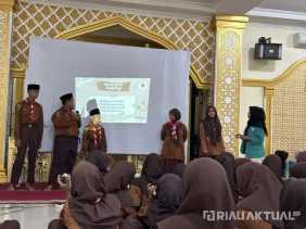 Masih Menjadi Ancaman, Mahasiswa Ilkom UHTP Gelar Penyuluhan Pencegahan Perundungan