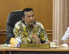 DPRD Riau Tuding Pj Gubri Cari Kepentingan Pribadi dengan Usulan Asesmen Sekda