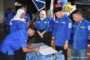 Perkuat Mesin Partai, Demokrat Lantik Pengurus Kecamatan Tuah Madani