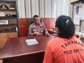 Wanita yang Tikam Pria Saingan di Pekanbaru Tergabung Grup LGBT