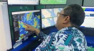 BMKG Minta Waspadai Hujan Disertai Petir di Riau