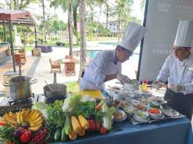 Aryaduta Hotel Kampanye Sap7a Rasa, Sajikan Soto Ikan Salai Khas Pekanbaru