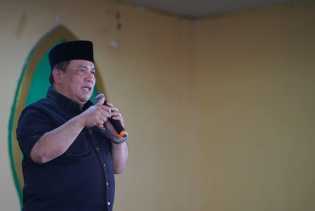 Hari Pertama Plt Gubri, SF Hariyanto Pimpin Rapat Evaluasi APBD