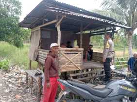 Polsek Tempuling Sambangi Warga di Lorong Kuning Cooling System dan Imbauan Pemilu Damai
