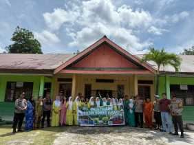 Green Policing, Kapolsek Bangko Pusako Sosialisasikan Tanam Pohon di Sekolah