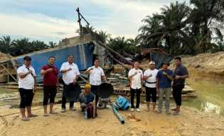 Polres Kampar Tangkap Penambang Emas Ilegal di Lipat Kain, Satu Pelaku Buron