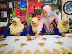 Sosok di Balik Keindahan Batik Mandau, Kisah Dewi Asdinar Geliatkan Ekonomi dan Lahirkan Ikon Daerah