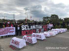 Unjukrasa di Gerbang Masuk PHR, Ini Tuntutan Massa Aksi