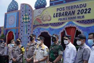 Gubri Tinjau Pos Terpadu Lebaran Perbatasan Riau-Sumut