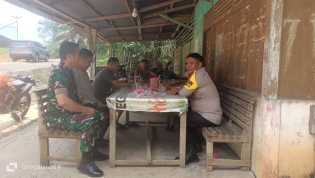 Polsek Hulu Kuantan dan Koramil 08 Kuantan Mudik Gelar Patroli Sinergitas Jaga Kamtibmas Pasca Pilkada 2024