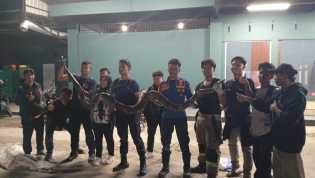 Ular Sanca 3 Meter Hebohkan Warga Bukit Raya, Damkar Pekanbaru Lakukan Evakuasi