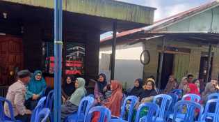 Cegah Hoax dan Kenakalan Remaja, Aipda Rudi Johanes Cooling System Ibu-ibu PKK Benteng