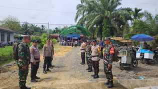 AKP Mardani Pimpin Pengamanan Kampanye Pilkada di Desa Pekan Tua