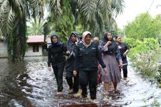 Banjir Rendam Hampir Seluruh Siak, Bupati dan OPD Turun Tenangkan Warga dan Cari Solusi