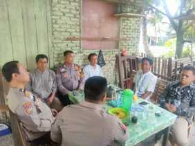 Kapolsek Ujung Batu Ajak Masyarakat Desa Suka Damai Jaga Pemilu Damai