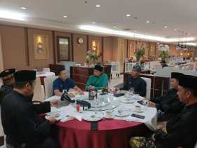 LAMR Kota Pekanbaru Lakukan Pertemuan Dengan Manajemen Grand Elite Hotel