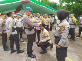 Kasi Propam Polres Inhu Razia Performance dan Netralitas Personel PAM TPS