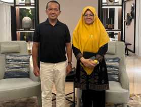 Bahlil Terima Syamsuar dan Indra, Tegaskan Kemenangan Afni-Syamsurizal di Siak Harus Dikawal