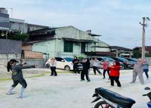 Semarak World Mental Health Day, BATIQA Hotel Pekanbaru Lakukan Kebugaran Fisik