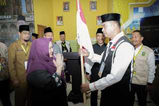 Bupati Kasmarni ke CJH Mohon Doakan Bengkalis