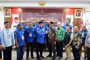 Update : 28 Bacalon DPD, Dua Berkas Parpol Dikembalikan KPU Riau