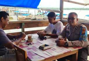 Cooling System, Kanit Propam Polsek Tanah Merah Ingatkan Masyarakat Jaga Kamtibmas Jelang Pemilu 2024