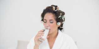 Enam Manfaat yang Bisa Diperoleh dari Minum Air Putih saat Bangun Tidur